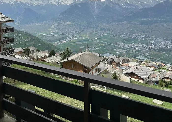 Alluring In The Heart Of Valley 아파트 베이소나츠