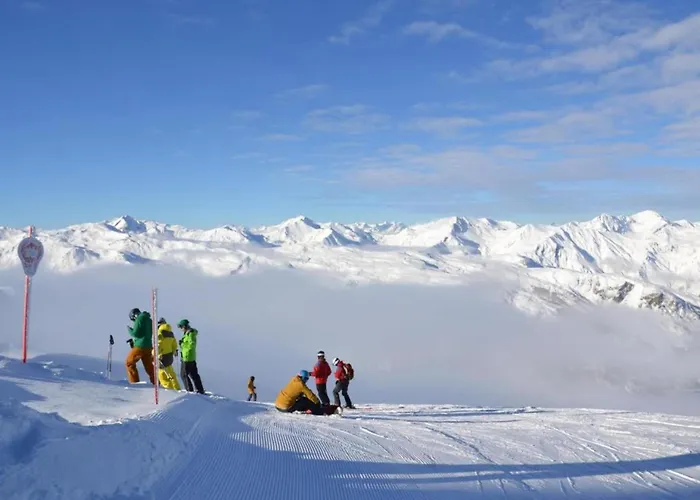 Alluring In The Heart Of Valley 아파트