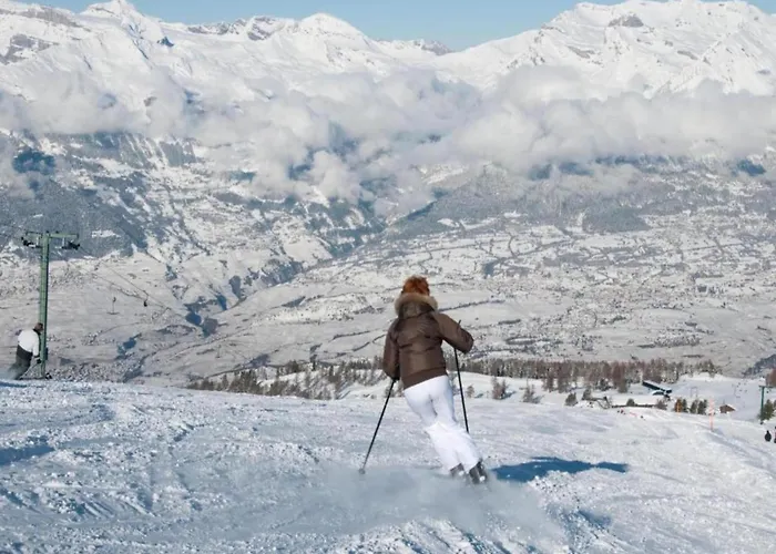 Alluring In The Heart Of Valley * 베이소나츠
