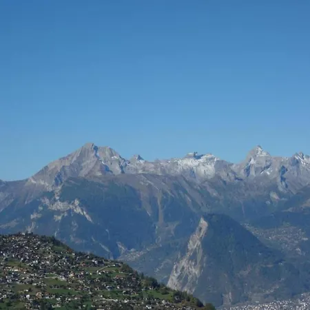 Alluring In The Heart Of Valley Apartamento Veysonnaz